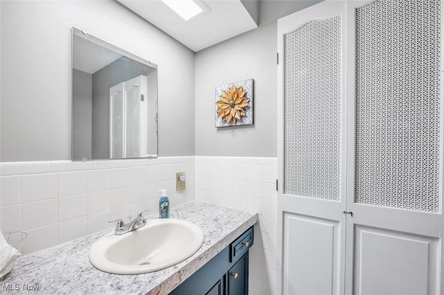 245 Vassar Avenue, Elyria, OH 44035