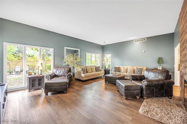 245 Vassar Avenue, Elyria, OH 44035