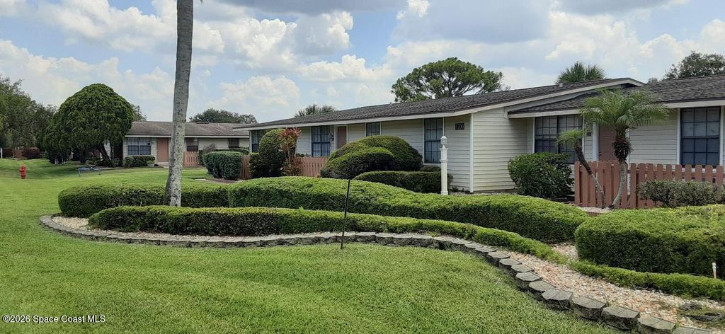 1700 Bottlebrush Drive NE 105, Palm Bay, FL 32905