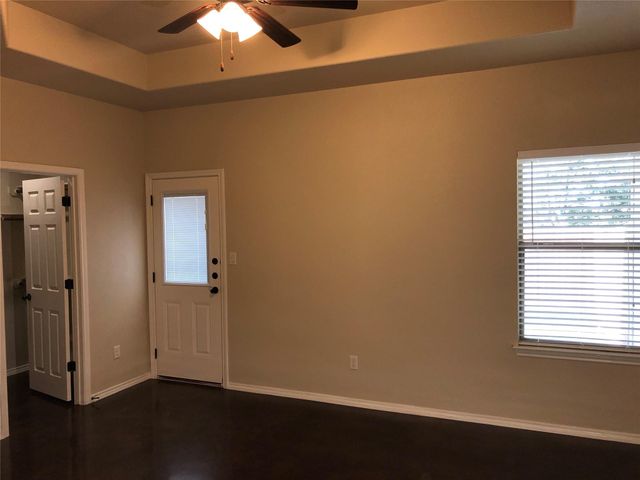 378 Joanne LOOP A, Buda, TX 78610