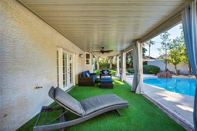 3225 Shoreline Drive, Las Vegas, NV 89117