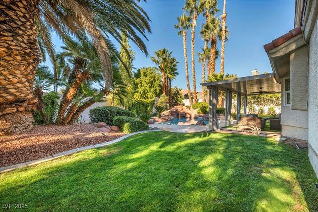 3225 Shoreline Drive, Las Vegas, NV 89117