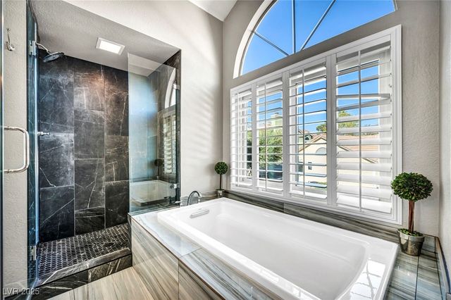 3225 Shoreline Drive, Las Vegas, NV 89117