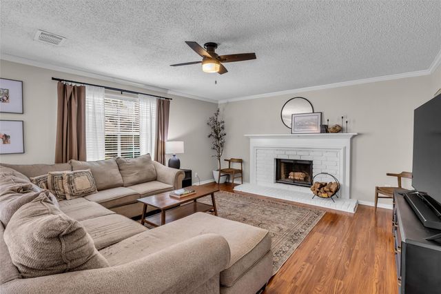 9415 Towerstone Drive, Spring, TX 77379