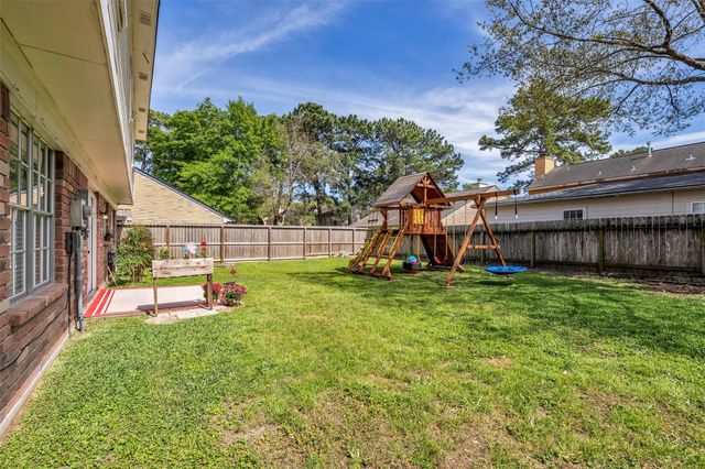 9415 Towerstone Drive, Spring, TX 77379