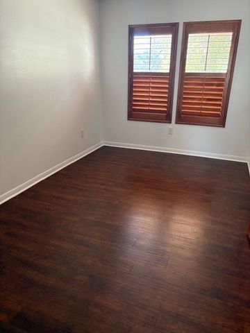 300 Westminster, Kerrville, TX 78028