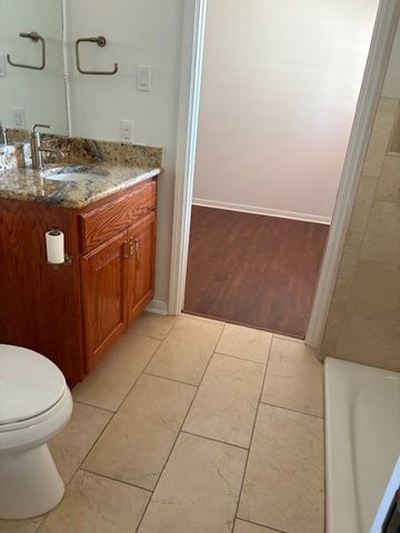 300 Westminster, Kerrville, TX 78028