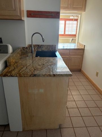 300 Westminster, Kerrville, TX 78028