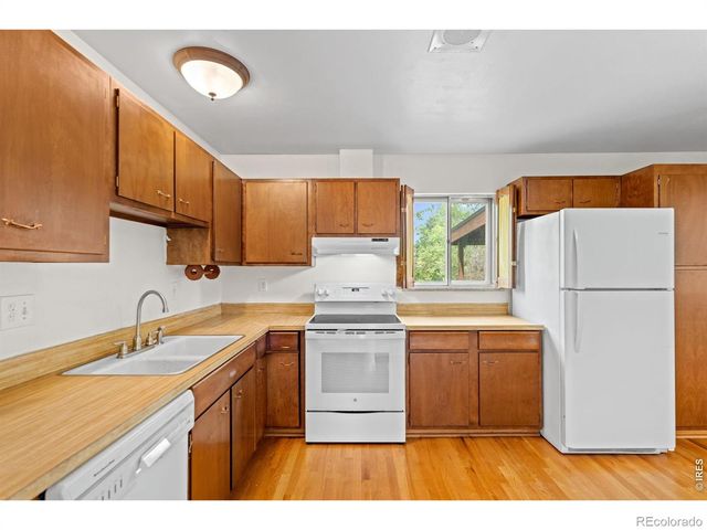1843 24th Ave Ct, Greeley, CO 80634