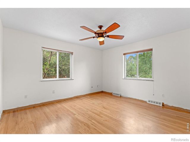 1843 24th Ave Ct, Greeley, CO 80634