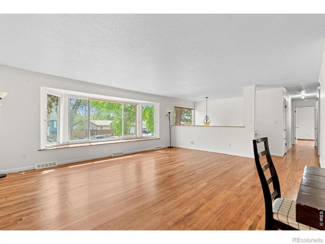 1843 24th Ave Ct, Greeley, CO 80634