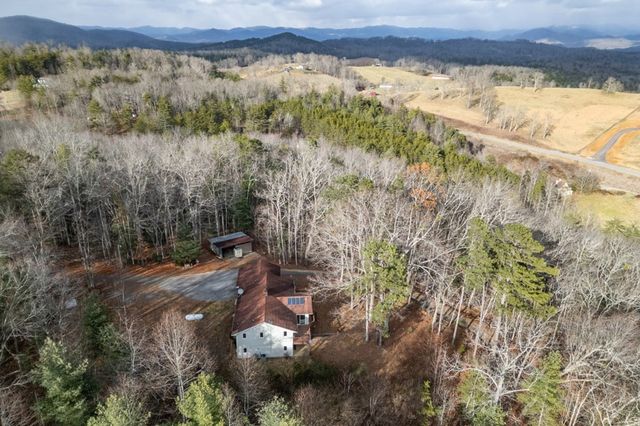 411 Sharing Lane, Murphy, NC 28906