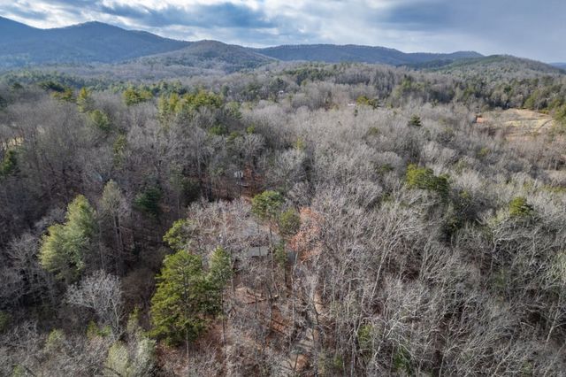 411 Sharing Lane, Murphy, NC 28906