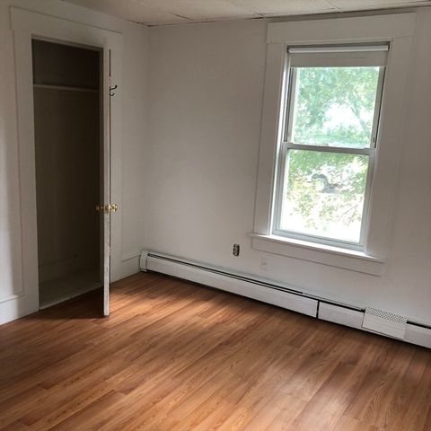 9 Top Street 3, Clinton, MA 01510