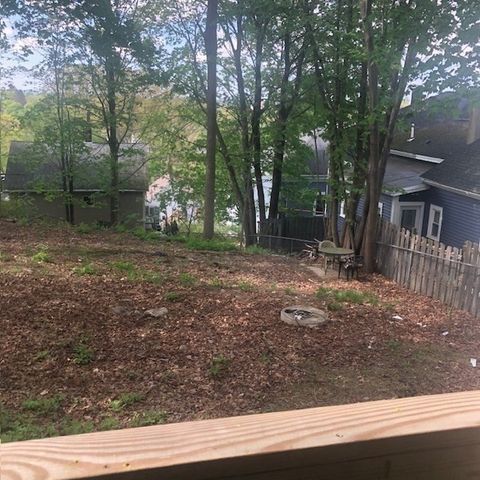 9 Top Street 3, Clinton, MA 01510