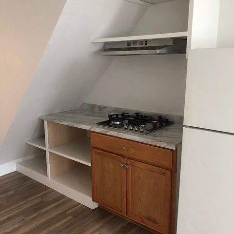 9 Top Street 3, Clinton, MA 01510