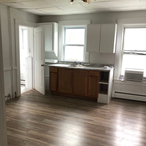 9 Top Street 3, Clinton, MA 01510