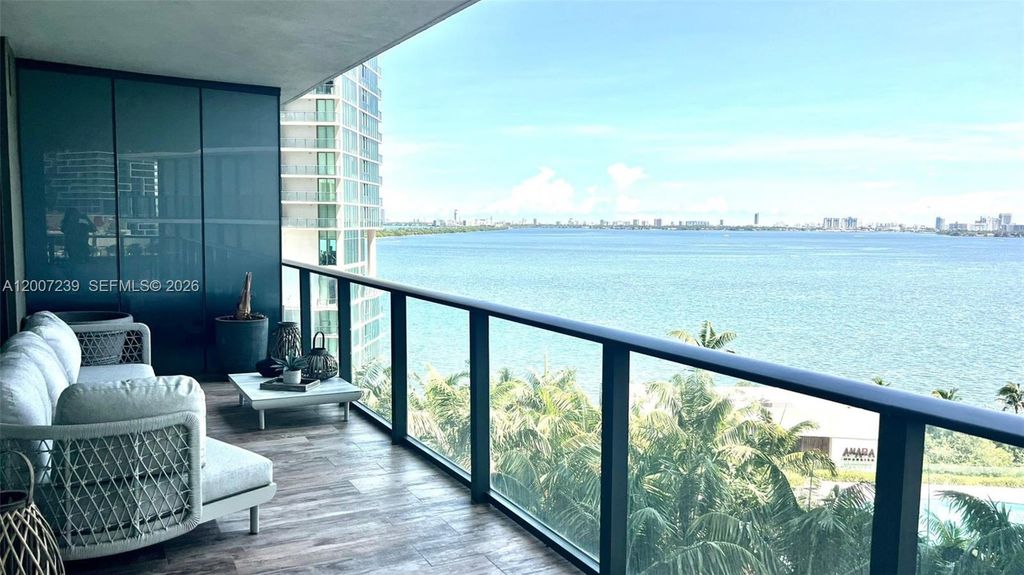 650 NE 32nd St 1001, Miami, FL 33137