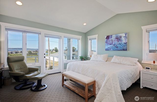 4963 Magellan Drive, Freeland, WA 98249