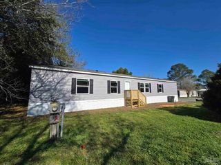 8588 Alvarado Calzada, Pensacola, FL 32507