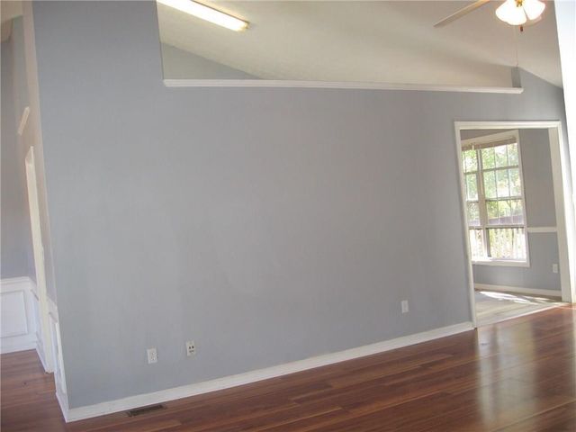 1158 Olde Hinge Way, Snellville, GA 30078