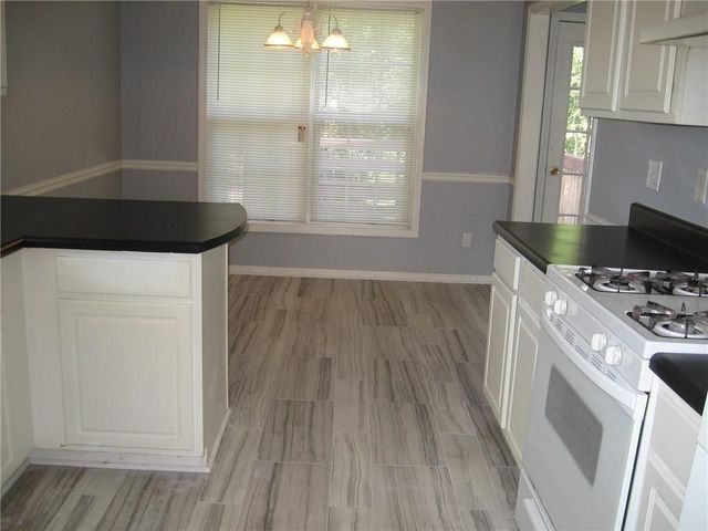 1158 Olde Hinge Way, Snellville, GA 30078