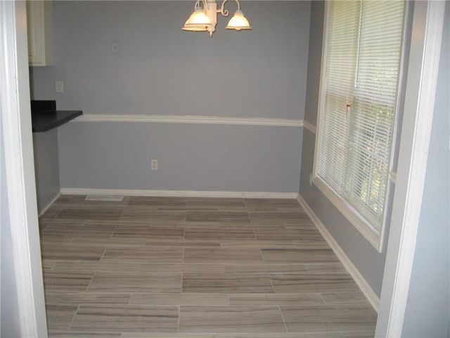 1158 Olde Hinge Way, Snellville, GA 30078