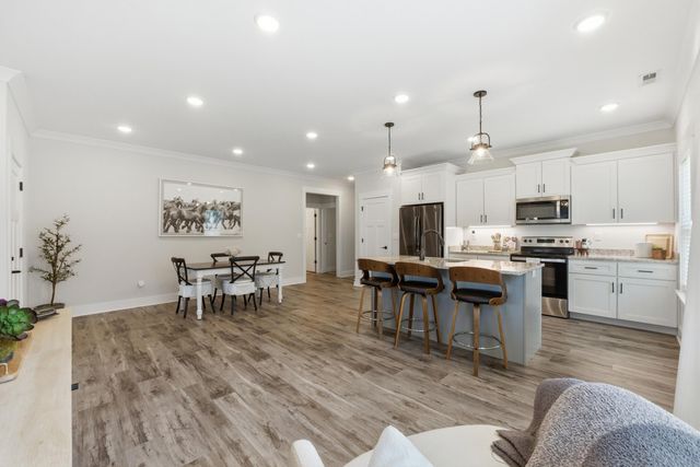 43 Country Cove Drive, Rossville, GA 30741
