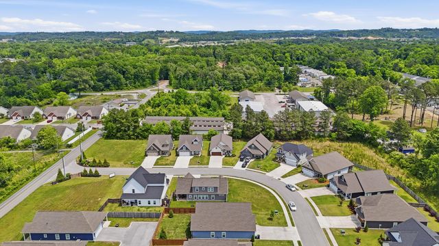 43 Country Cove Drive, Rossville, GA 30741