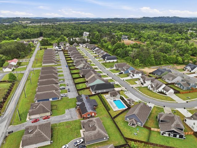 43 Country Cove Drive, Rossville, GA 30741