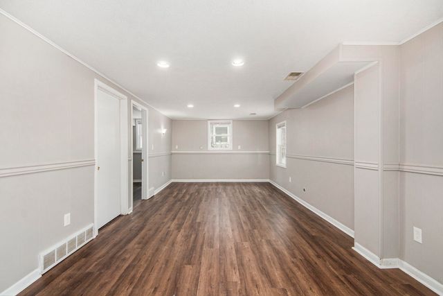 3920 Camelot Drive SE 3922, Grand Rapids, MI 49546