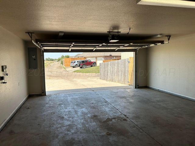 8010 MANOR HAVEN Court, Amarillo, TX 79119