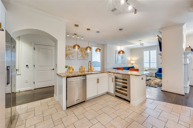 8616 Turtle Creek Boulevard 311, Dallas, TX 75225