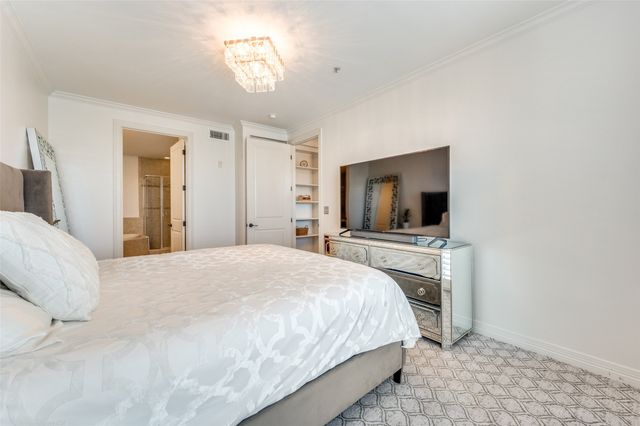 8616 Turtle Creek Boulevard 311, Dallas, TX 75225