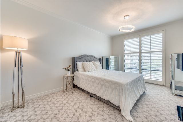 8616 Turtle Creek Boulevard 311, Dallas, TX 75225