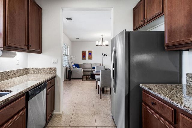 236 Paseo Gregario, Palm Desert, CA 92211