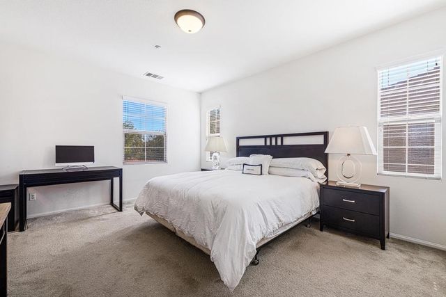 236 Paseo Gregario, Palm Desert, CA 92211