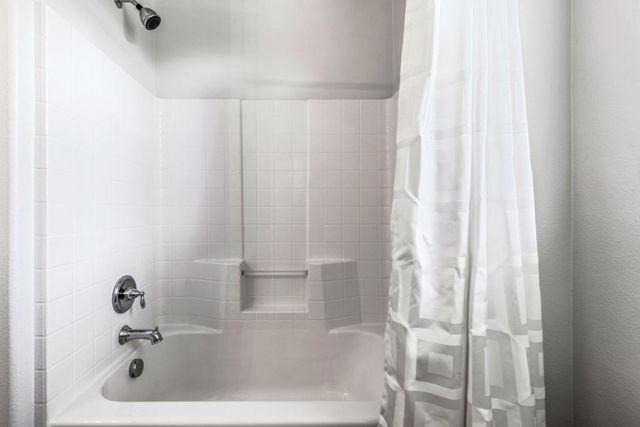 236 Paseo Gregario, Palm Desert, CA 92211