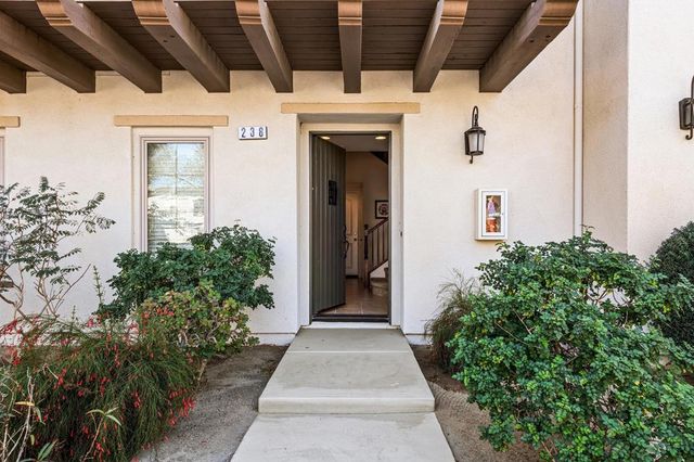 236 Paseo Gregario, Palm Desert, CA 92211