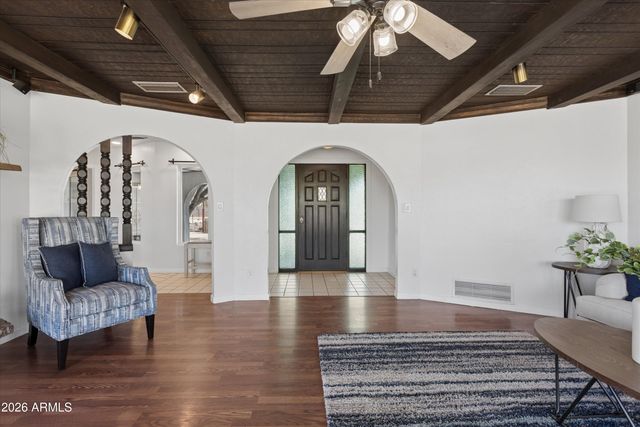 34834 N 3rd Avenue, Phoenix, AZ 85086