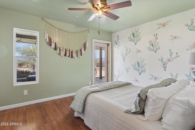 34834 N 3rd Avenue, Phoenix, AZ 85086