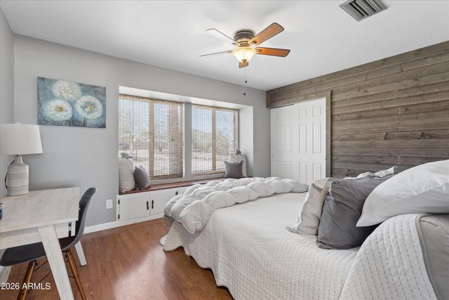 34834 N 3rd Avenue, Phoenix, AZ 85086