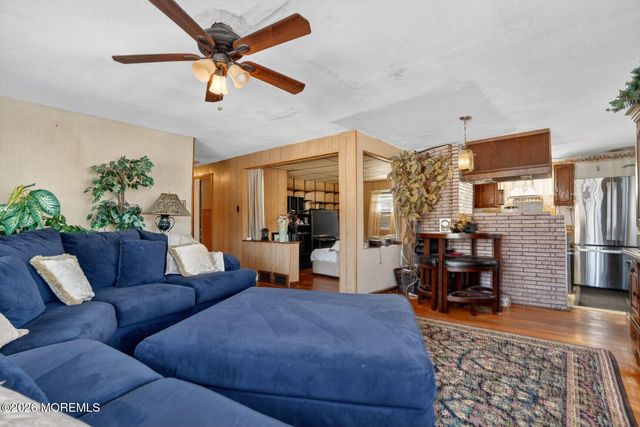 9 Hurley Street, Keyport, NJ 07735