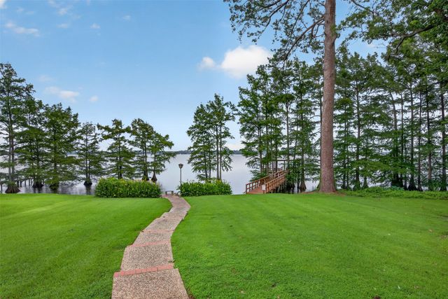 5511 Flagstone Drive, Shreveport, LA 71119