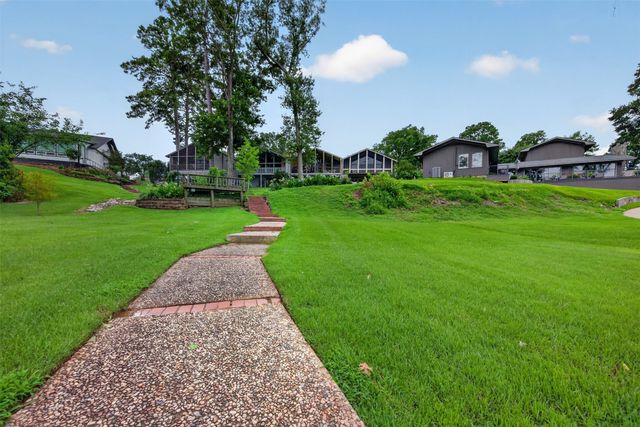 5511 Flagstone Drive, Shreveport, LA 71119