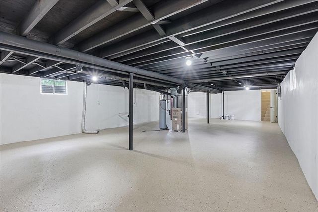 5800 W 75th Street, Prairie Village, KS 66208