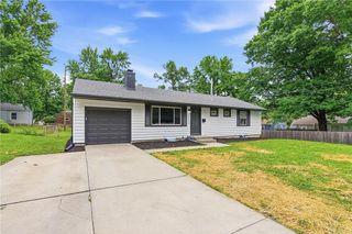 5800 W 75th Street, Prairie Village, KS 66208