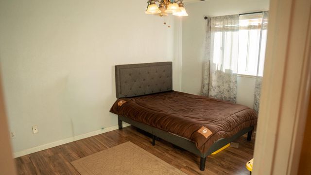 13403 Rivercrest Dr, Waterford, CA 95386