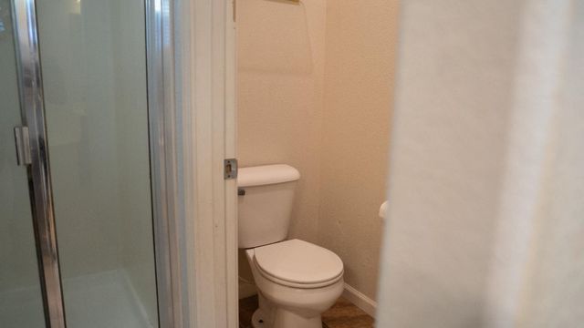 13403 Rivercrest Dr, Waterford, CA 95386