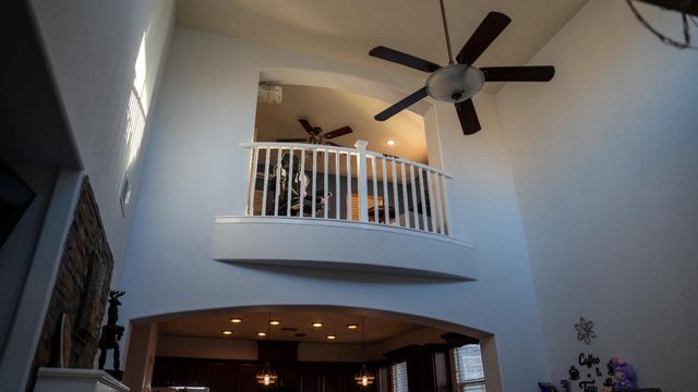 13403 Rivercrest Dr, Waterford, CA 95386